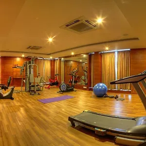 **** Hotel Le Ruchi The India