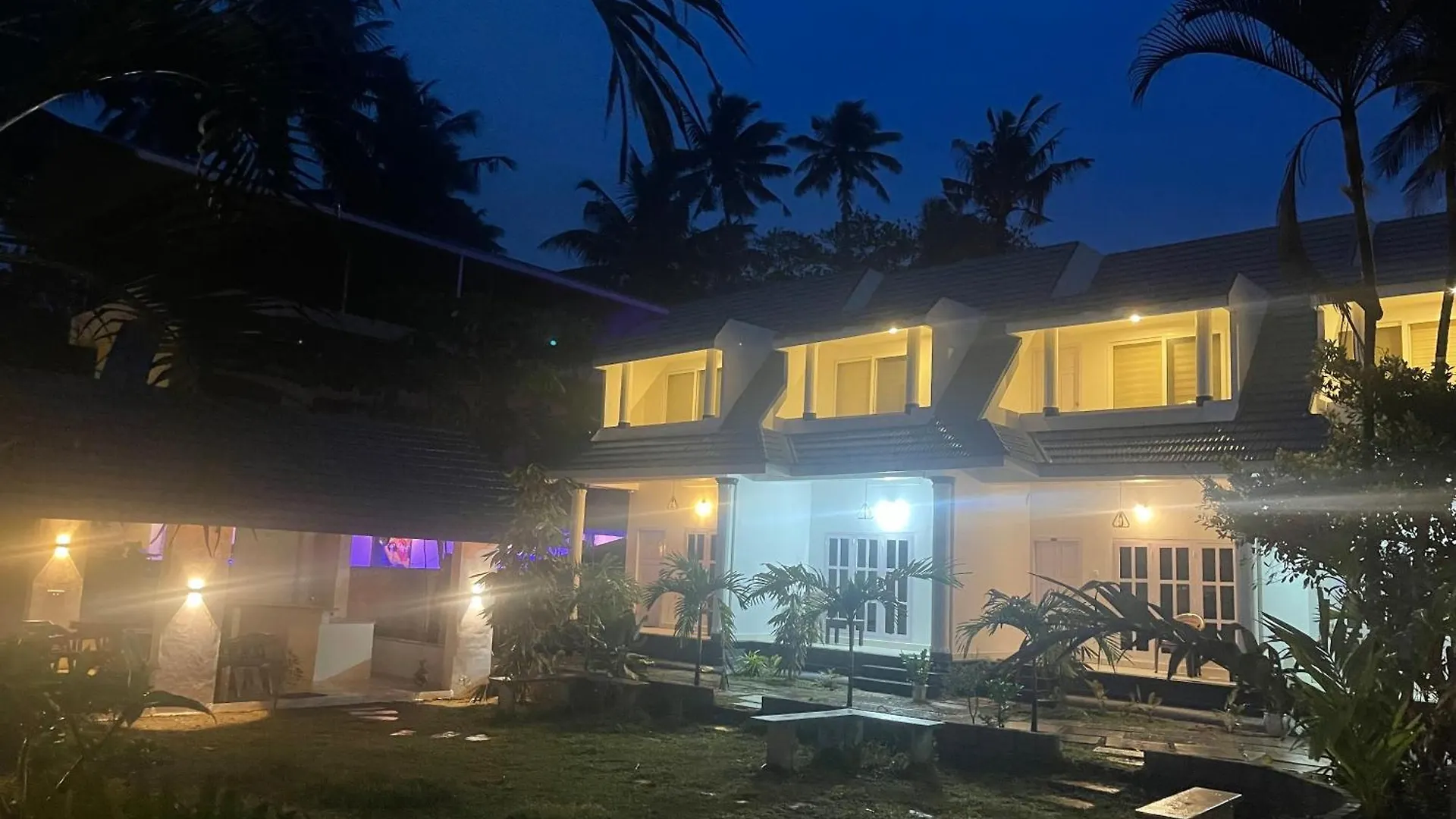 Garden Bay Resort Varkala